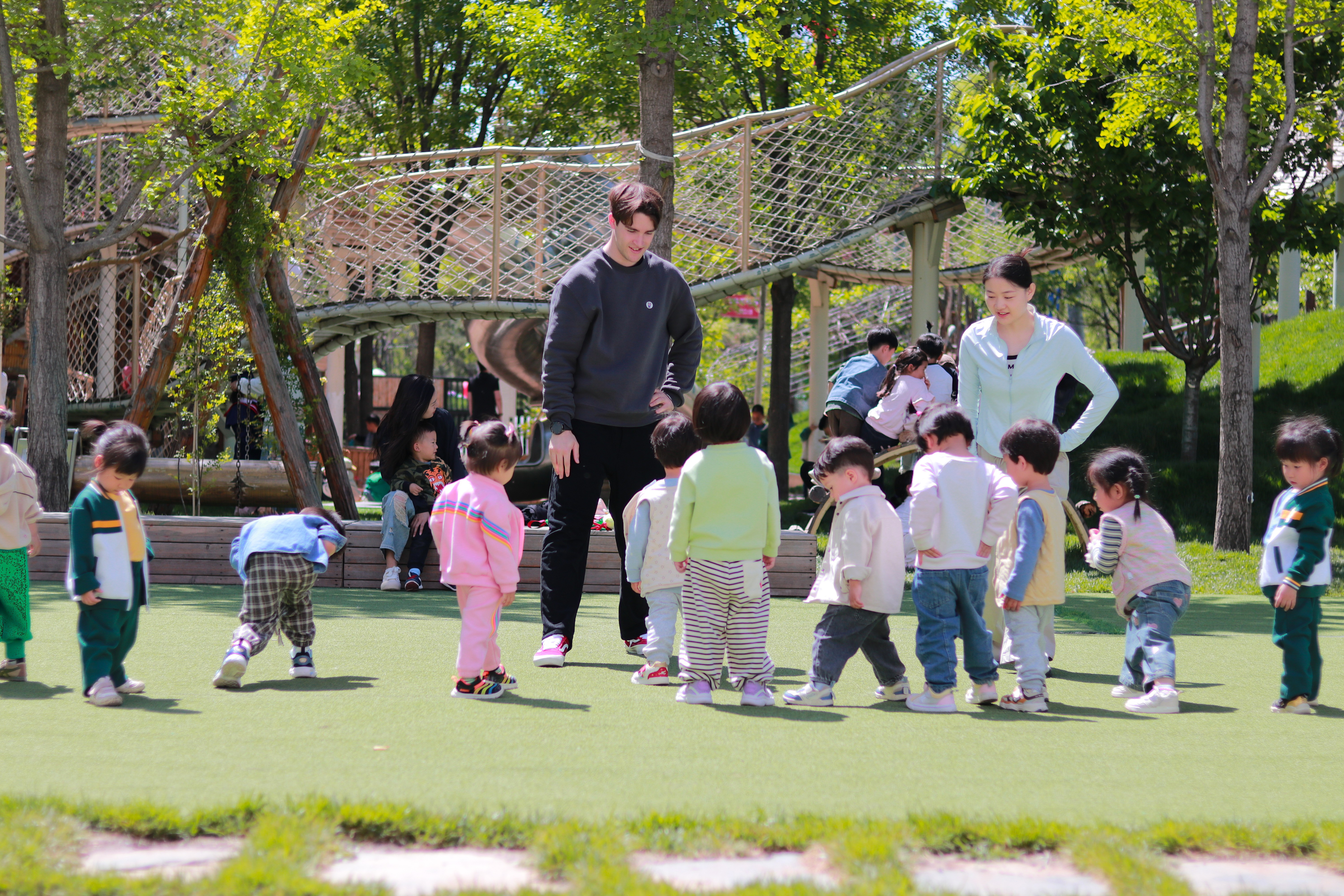 金堡幼儿园儿童活动场景